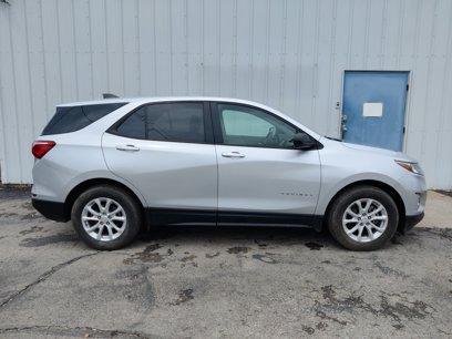 Used 2021 Chevrolet Equinox LS w/ LS Convenience Package