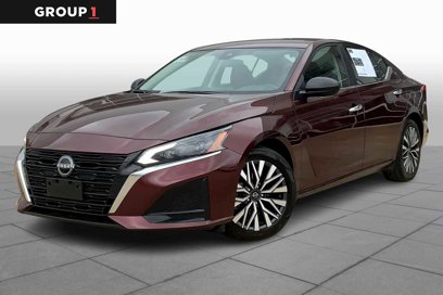Used 2024 Nissan Altima 2.5 SV