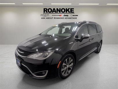 Used 2018 Chrysler Pacifica Limited w/ Tire & Wheel Group