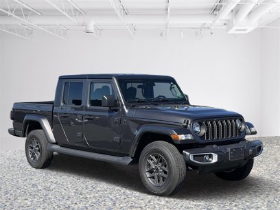 Used 2024 Jeep Gladiator Sport