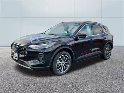 New 2023 Ford Escape SE w/ PHEV Premium Package
