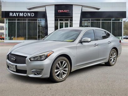 Used 2018 INFINITI Q70 Luxe