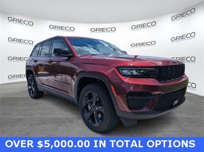 Used 2023 Jeep Grand Cherokee Altitude
