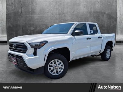 New 2025 Toyota Tacoma SR