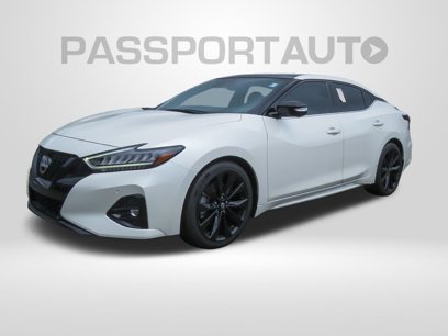 Certified 2023 Nissan Maxima SR w/ Sport Mat Group