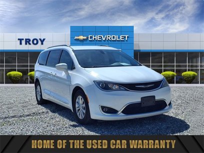Used 2017 Chrysler Pacifica Touring-L