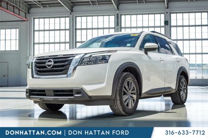 Used 2023 Nissan Pathfinder SV