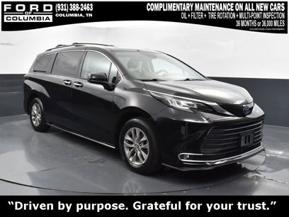 Used 2022 Toyota Sienna XLE