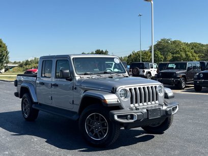 Used 2020 Jeep Gladiator Overland w/ Uconnect 4C Nav & Sound Group