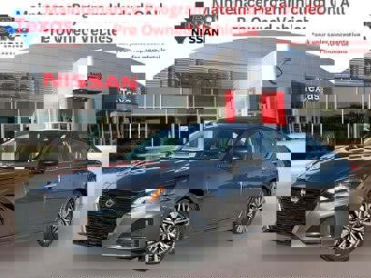 Used 2024 Nissan Altima 2.5 SV