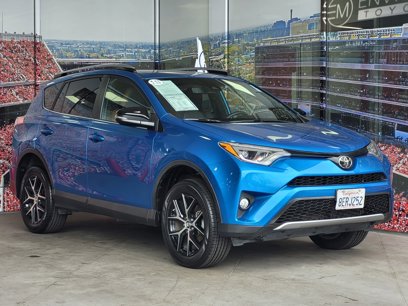 Used 2018 Toyota RAV4 SE