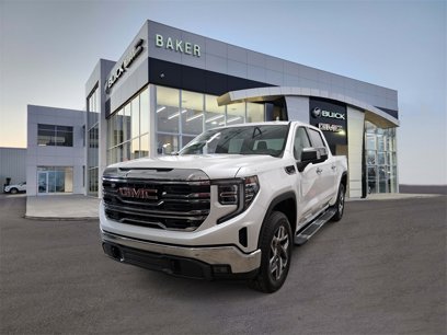 New 2025 GMC Sierra 1500 SLT w/ SLT Premium Package