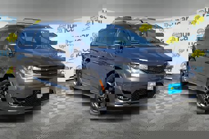 Used 2019 Chrysler Pacifica Touring-L w/ S Appearance Package