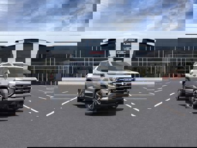 New 2025 GMC Terrain Elevation w/ Elevation Premium Package