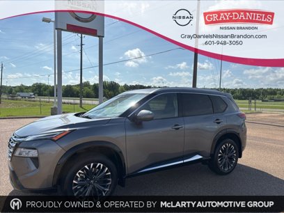 New 2025 Nissan Rogue Platinum w/ Tech Package
