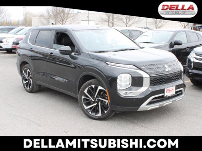 Used 2023 Mitsubishi Outlander SE