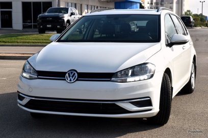 Used 2018 Volkswagen Golf SE