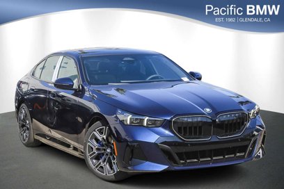 New 2026 BMW 550e xDrive w/ Premium Package