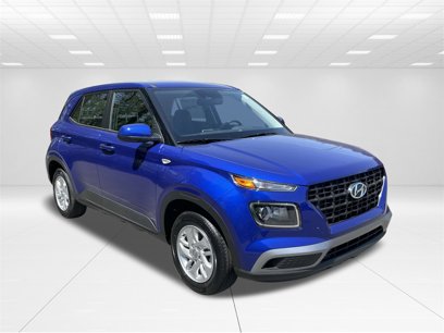 New 2025 Hyundai Venue SE