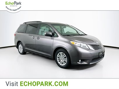 Used 2017 Toyota Sienna XLE Premium