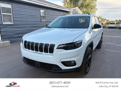 Used 2023 Jeep Cherokee Altitude Lux w/ Lux Elite Package