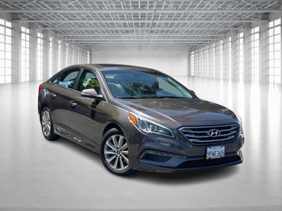 Used 2017 Hyundai Sonata Sport w/ Value Edition Package 02