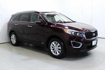 Used 2017 Kia Sorento LX w/ LX Convenience Package