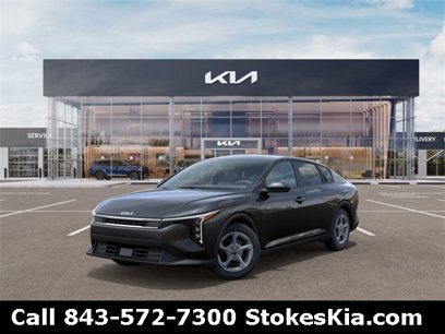 New 2025 Kia K4 LXS