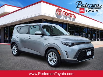 Used 2023 Kia Soul LX w/ LX Technology Package