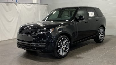 New 2025 Land Rover Range Rover SE