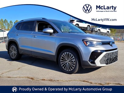 New 2025 Volkswagen Taos SE