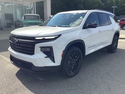 New 2025 Chevrolet Traverse LT w/ Midnight/Sport Edition