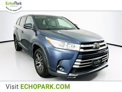 Used 2017 Toyota Highlander LE