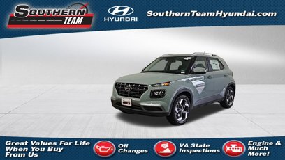 New 2025 Hyundai Venue SEL
