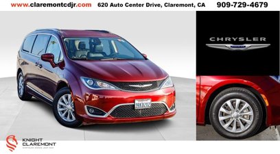 Used 2019 Chrysler Pacifica Touring-L