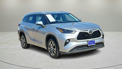 Used 2022 Toyota Highlander XLE