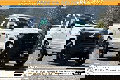 New 2025 Chevrolet Colorado W/T w/ WT Custom Package