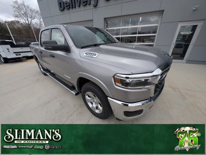 New 2025 RAM 1500 4x4 Crew Cab