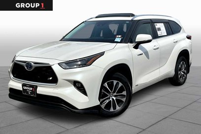 Used 2021 Toyota Highlander XLE