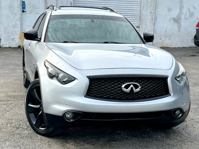 Used 2017 INFINITI QX70 2WD w/ Premium Package