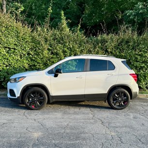 Used 2020 Chevrolet Trax LT w/ Redline Edition