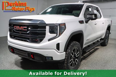 Used 2023 GMC Sierra 1500 AT4 w/ Technology Package