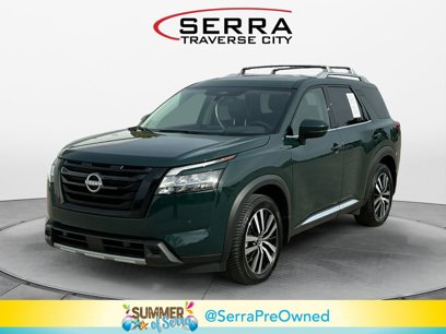 Used 2024 Nissan Pathfinder Platinum