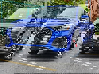 New 2025 Audi Q5 2.0T Premium Plus