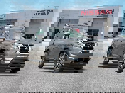 New 2025 Nissan Pathfinder SV