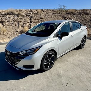 New 2025 Nissan Versa SR w/ Trunk Package