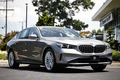 Certified 2024 BMW 530i w/ Convenience Package