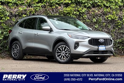New 2024 Ford Escape SE w/ PHEV Premium Package