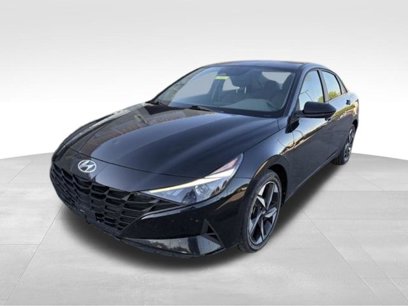 Used 2023 Hyundai Elantra SEL w/ Convenience Package