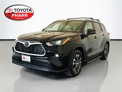 Used 2025 Toyota Highlander LE